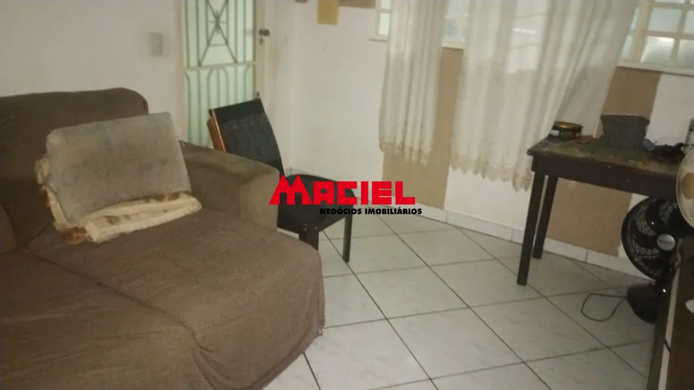 Comprar Casa / Padr&atilde;o em S&atilde;o Jos&eacute; dos Campos R$ 290.000,00 - Foto 1
