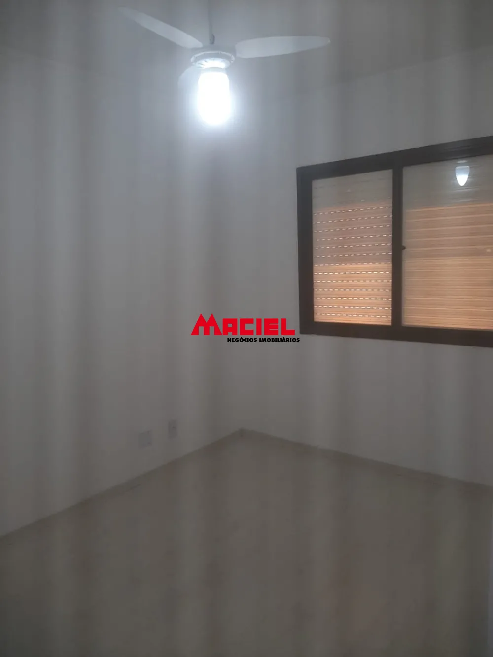 Comprar Apartamento / Padr&atilde;o em S&atilde;o Jos&eacute; dos Campos R$ 350.000,00 - Foto 10