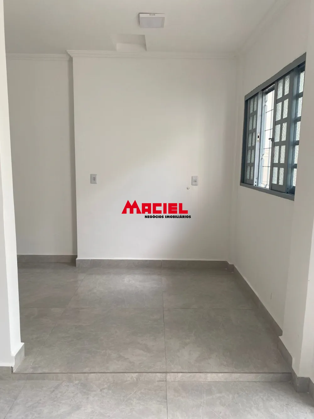 Alugar Comercial / Ponto Comercial em S&atilde;o Jos&eacute; dos Campos R$ 3.200,00 - Foto 5