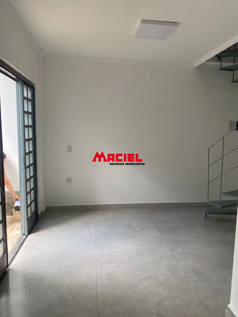 Alugar Comercial / Ponto Comercial em S&atilde;o Jos&eacute; dos Campos R$ 3.200,00 - Foto 23