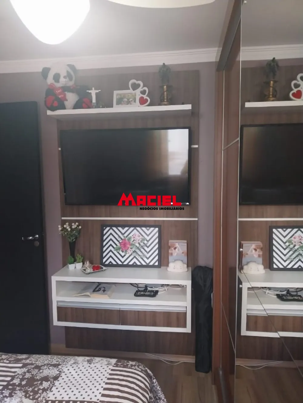 Alugar Apartamento / Padr&atilde;o em S&atilde;o Jos&eacute; dos Campos R$ 1.600,00 - Foto 4