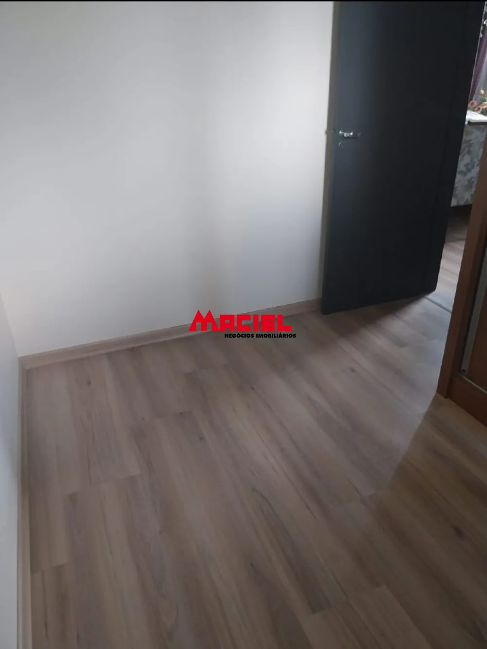 Alugar Apartamento / Padr&atilde;o em S&atilde;o Jos&eacute; dos Campos R$ 1.600,00 - Foto 7