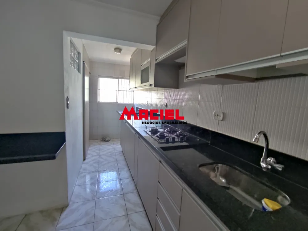 Comprar Apartamento / Padr&atilde;o em S&atilde;o Jos&eacute; dos Campos R$ 330.000,00 - Foto 1