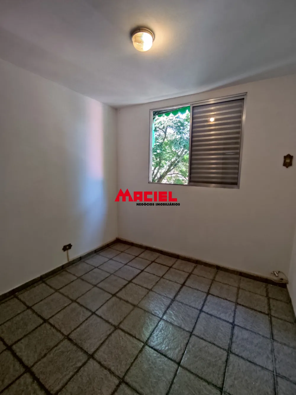 Comprar Apartamento / Padr&atilde;o em S&atilde;o Jos&eacute; dos Campos R$ 330.000,00 - Foto 12