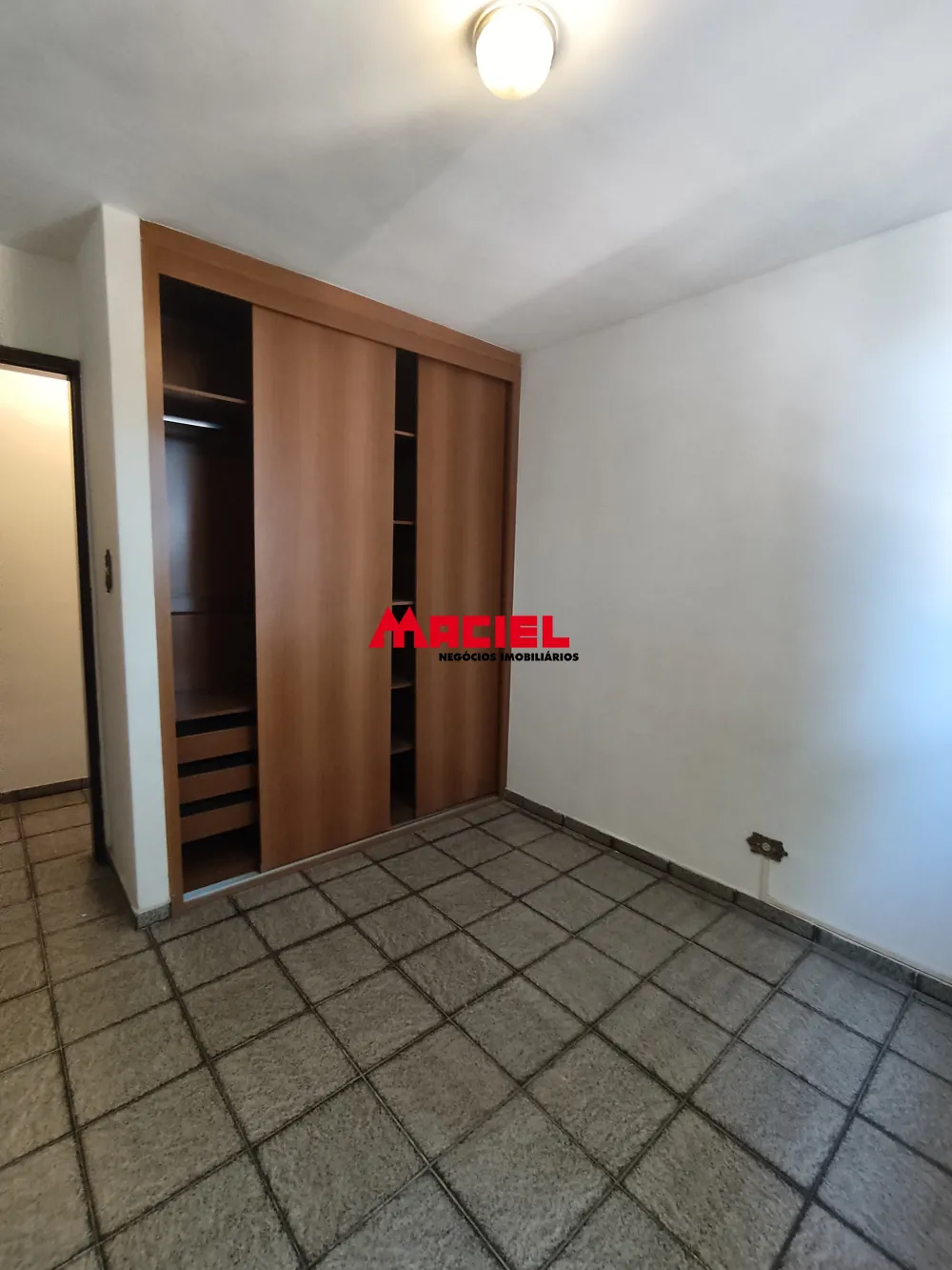 Comprar Apartamento / Padr&atilde;o em S&atilde;o Jos&eacute; dos Campos R$ 330.000,00 - Foto 9