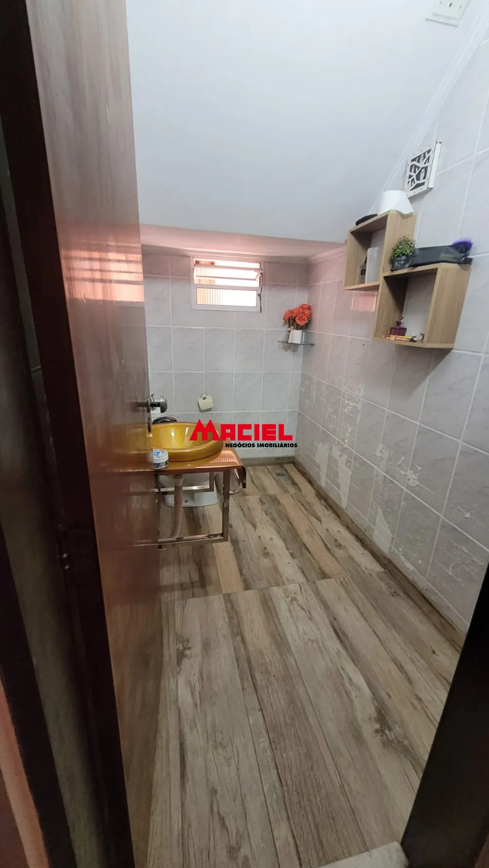 Alugar Casa / Sobrado em S&atilde;o Jos&eacute; dos Campos R$ 4.500,00 - Foto 7