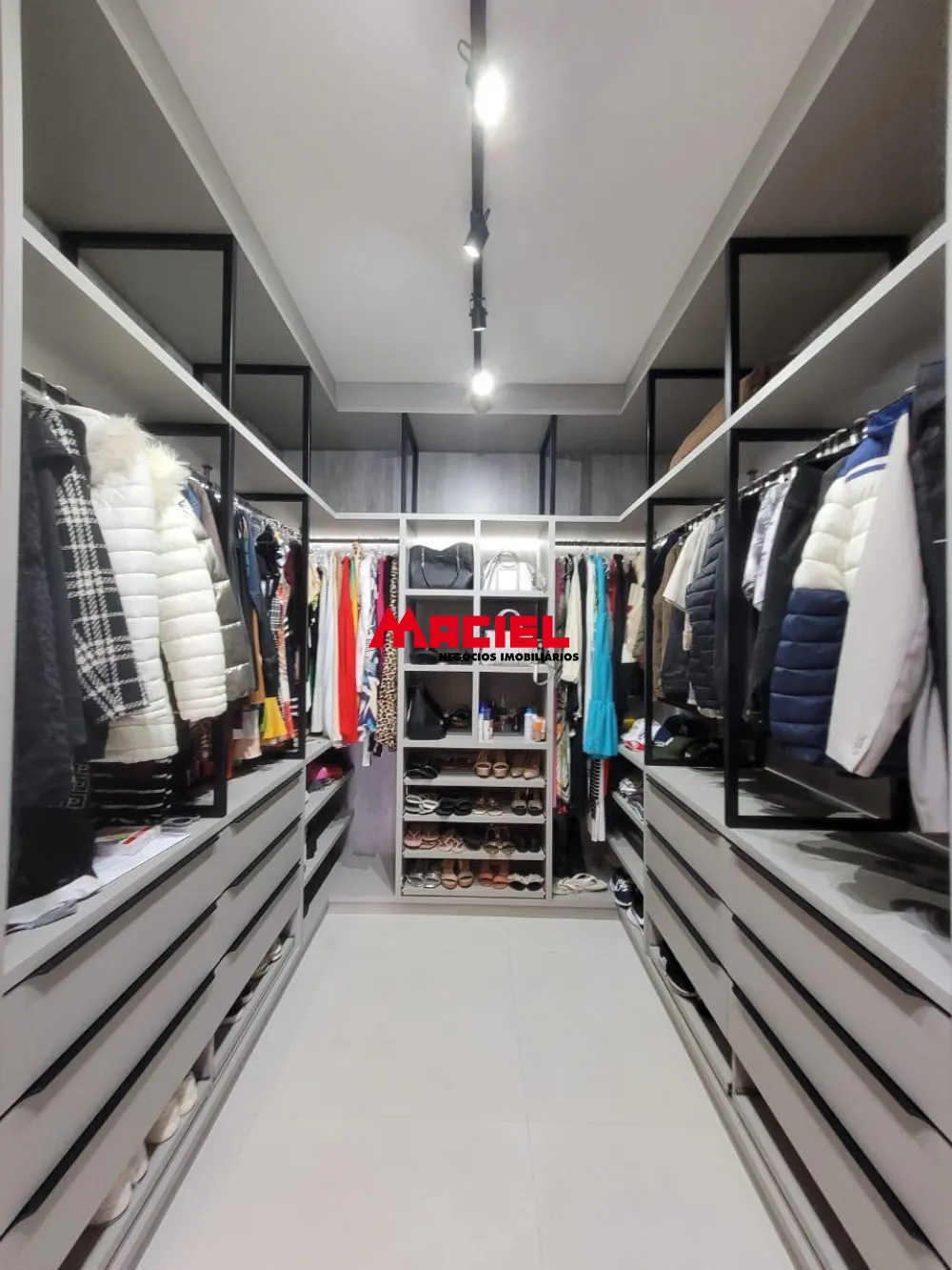 Comprar Casa / Condom&iacute;nio em S&atilde;o Jos&eacute; dos Campos R$ 3.250.000,00 - Foto 23