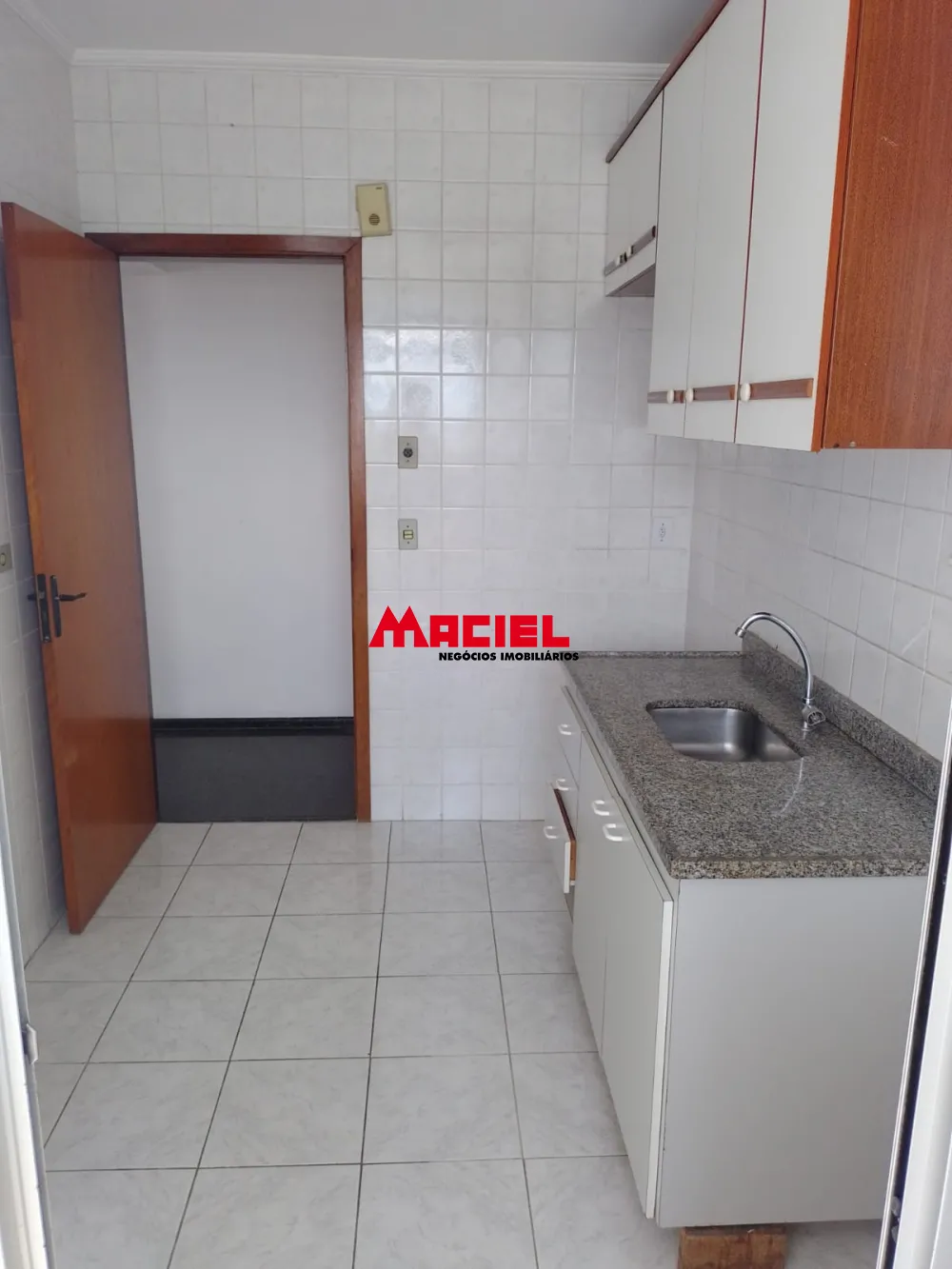 Comprar Apartamento / Padr&atilde;o em S&atilde;o Jos&eacute; dos Campos R$ 450.000,00 - Foto 2