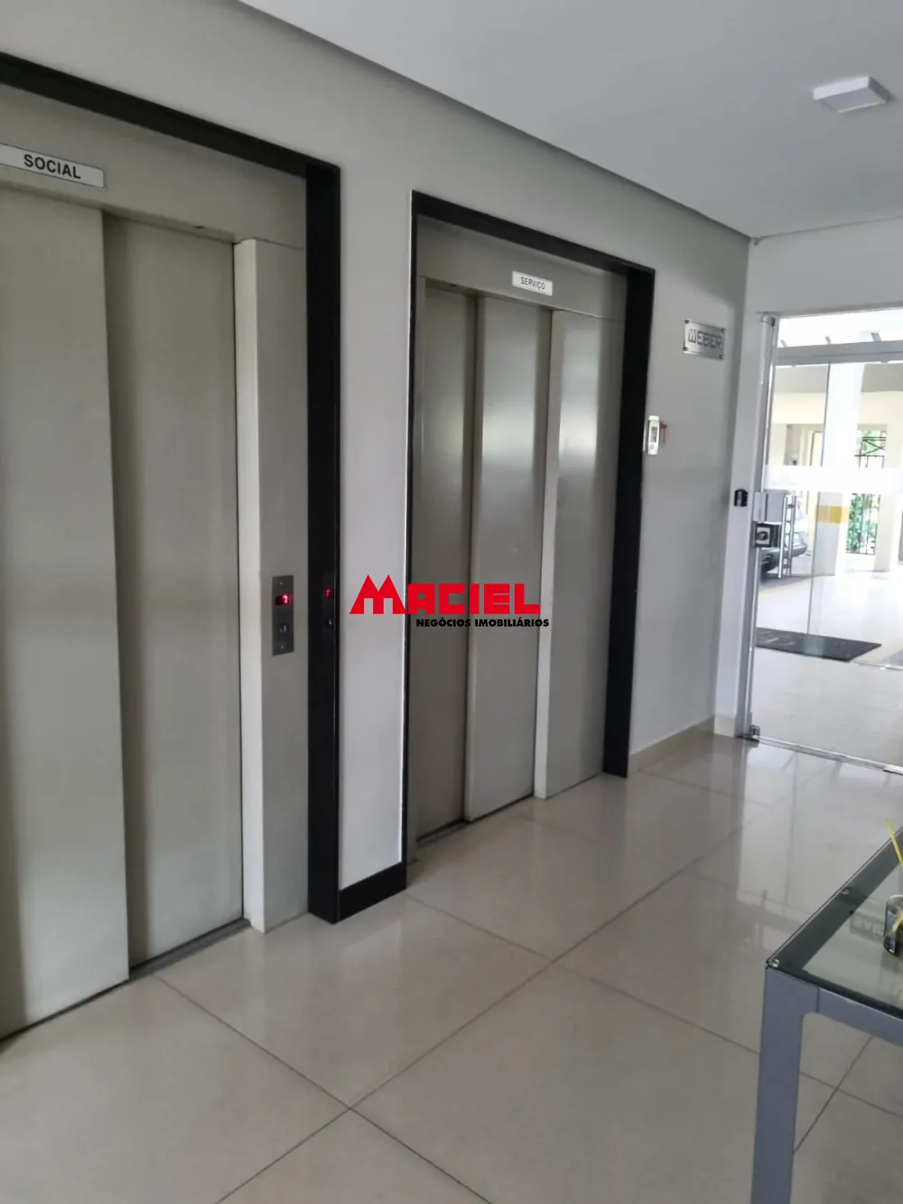 Alugar Apartamento / Padr&atilde;o em S&atilde;o Jos&eacute; dos Campos R$ 2.500,00 - Foto 7