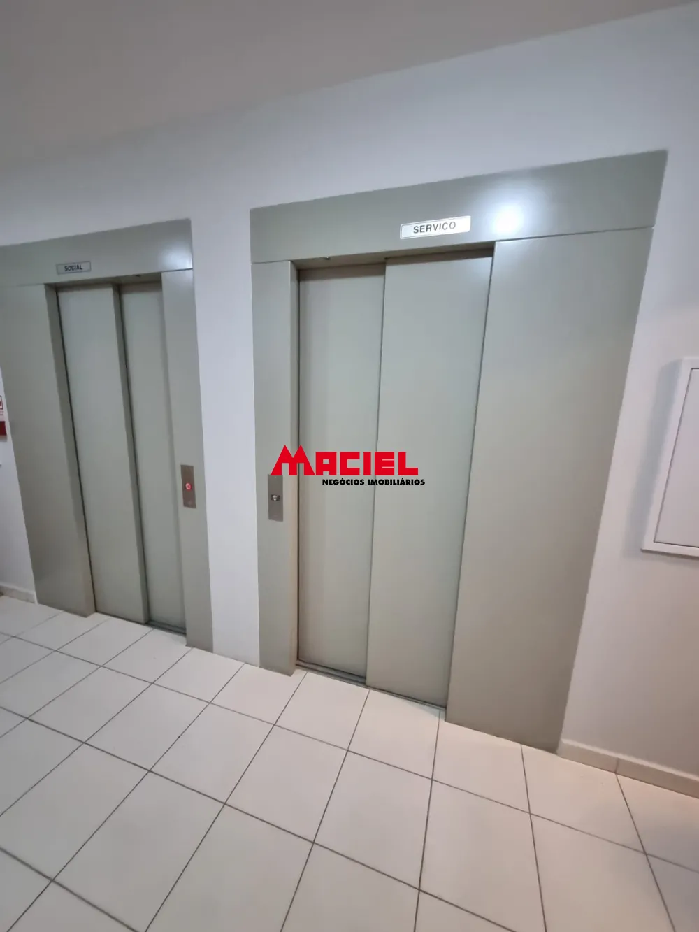 Alugar Apartamento / Padr&atilde;o em S&atilde;o Jos&eacute; dos Campos R$ 2.500,00 - Foto 8