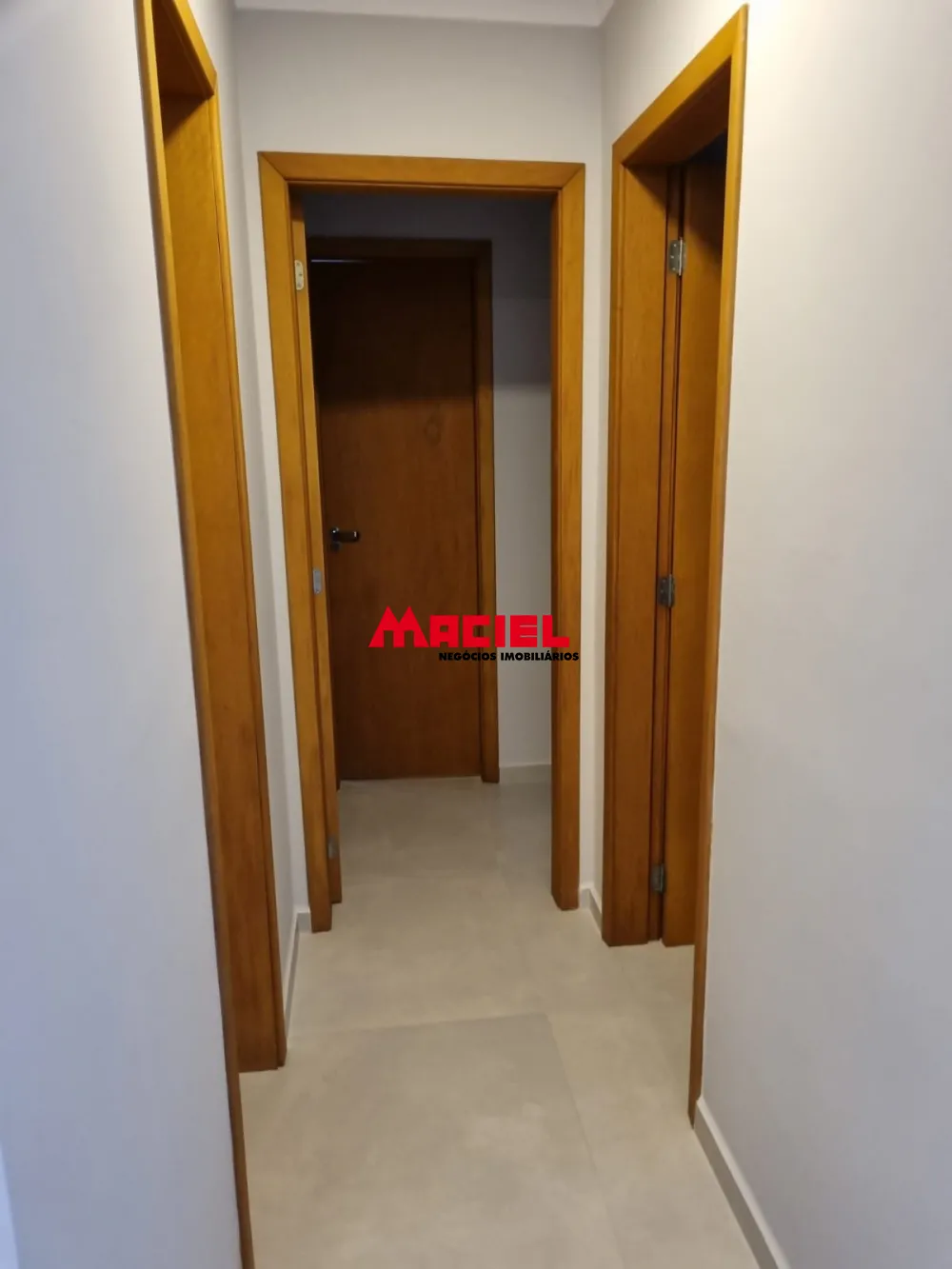 Alugar Apartamento / Padr&atilde;o em S&atilde;o Jos&eacute; dos Campos R$ 2.500,00 - Foto 16