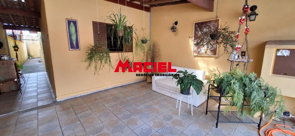 Comprar Casa / Padr&atilde;o em S&atilde;o Jos&eacute; dos Campos R$ 430.000,00 - Foto 1