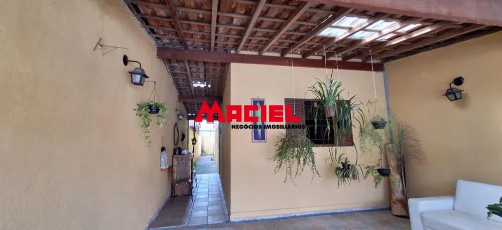 Comprar Casa / Padr&atilde;o em S&atilde;o Jos&eacute; dos Campos R$ 430.000,00 - Foto 2