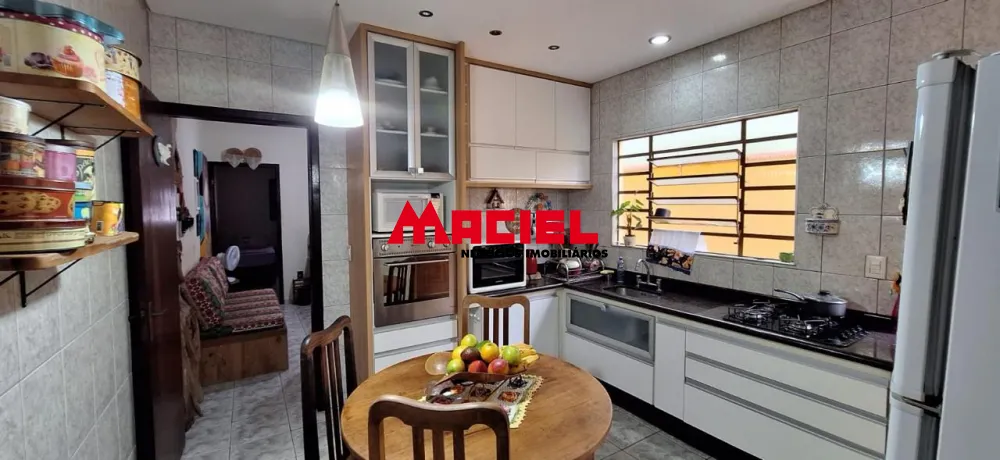 Comprar Casa / Padr&atilde;o em S&atilde;o Jos&eacute; dos Campos R$ 430.000,00 - Foto 3