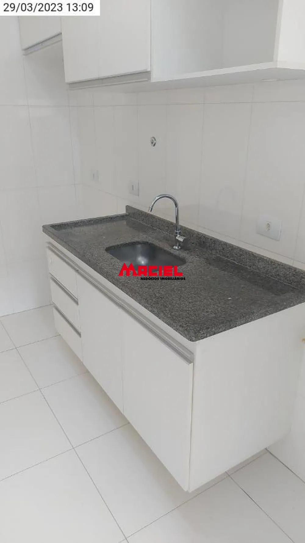 Comprar Apartamento / Padr&atilde;o em Jacare&iacute; R$ 460.000,00 - Foto 2