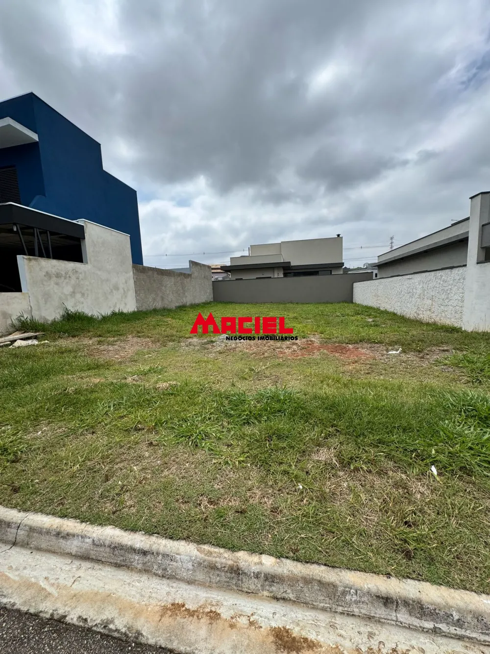 Comprar Terreno / Condom&iacute;nio em S&atilde;o Jos&eacute; dos Campos R$ 450.000,00 - Foto 3