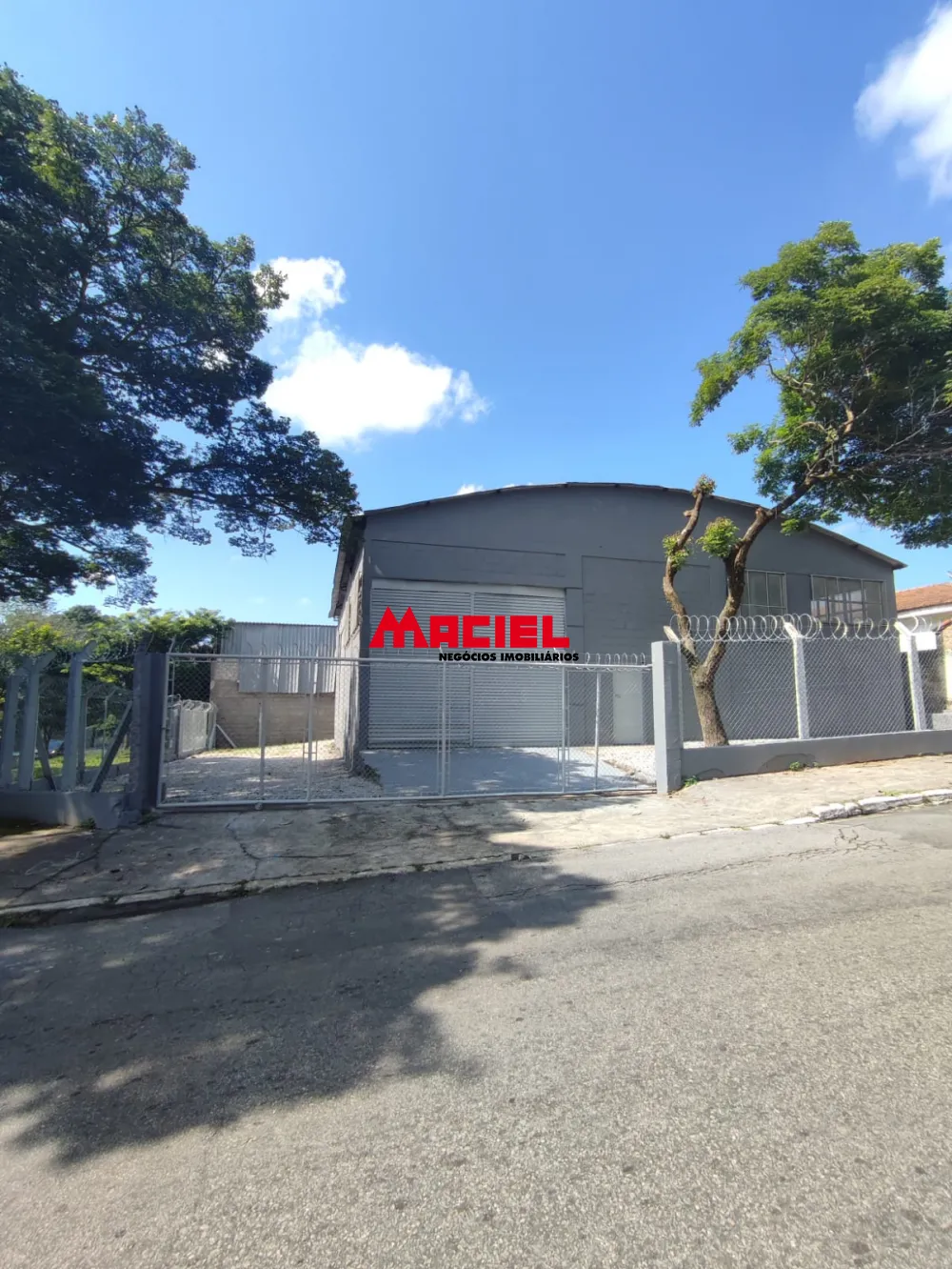 Alugar Comercial / Galp&atilde;o em S&atilde;o Jos&eacute; dos Campos R$ 10.500,00 - Foto 1