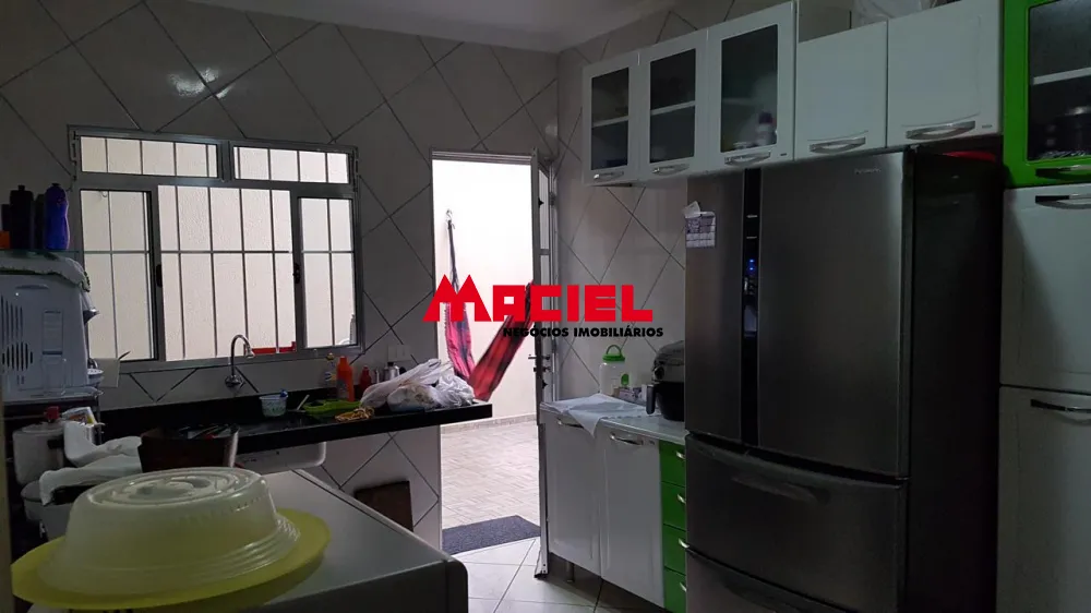 Comprar Casa / Padr&atilde;o em S&atilde;o Jos&eacute; dos Campos R$ 320.000,00 - Foto 2