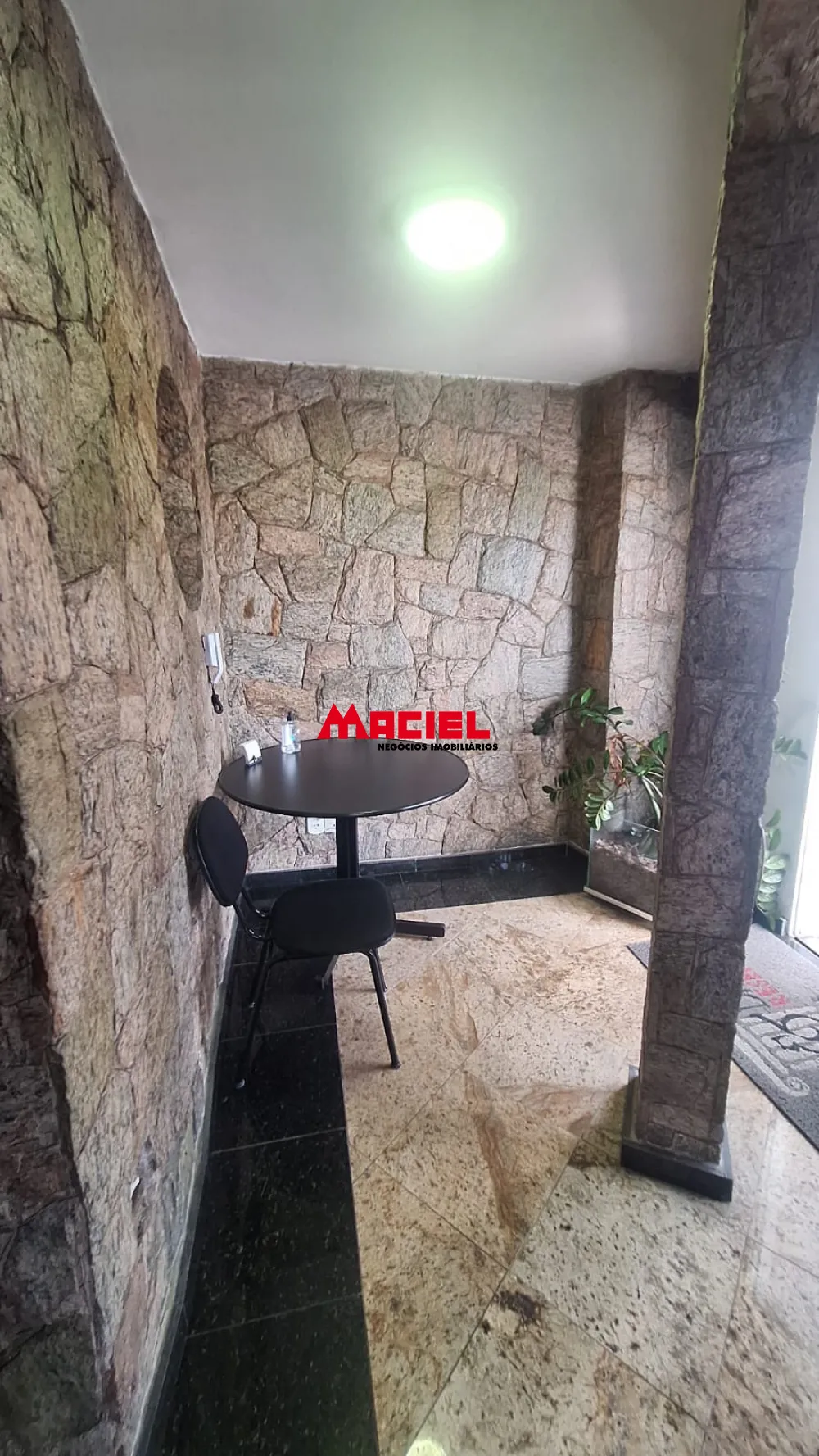 Comprar Comercial / Ponto Comercial em S&atilde;o Jos&eacute; dos Campos R$ 850.000,00 - Foto 4