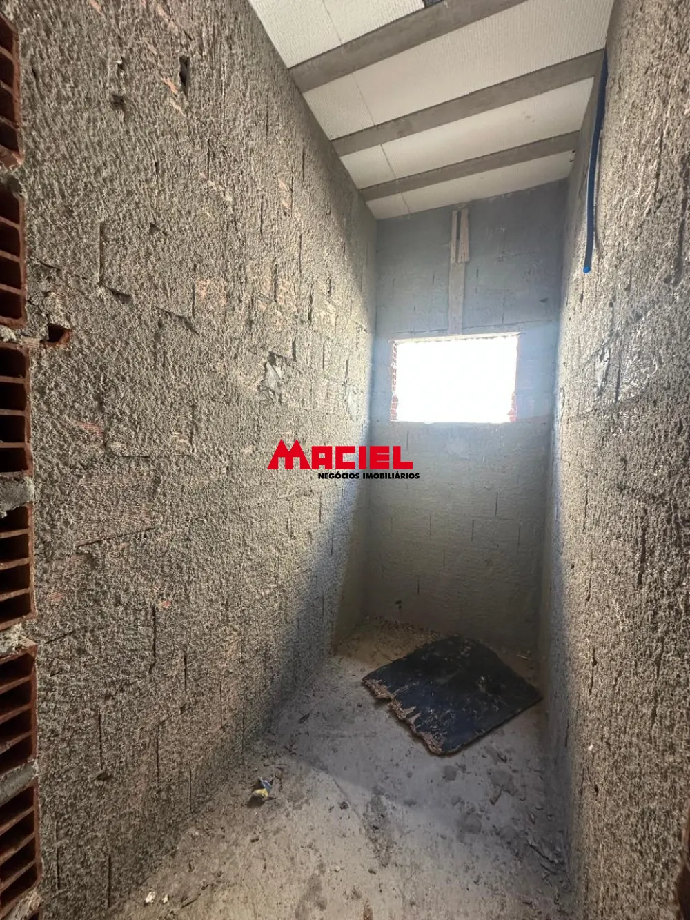 Comprar Casa / Padr&atilde;o em S&atilde;o Jos&eacute; dos Campos R$ 300.000,00 - Foto 2