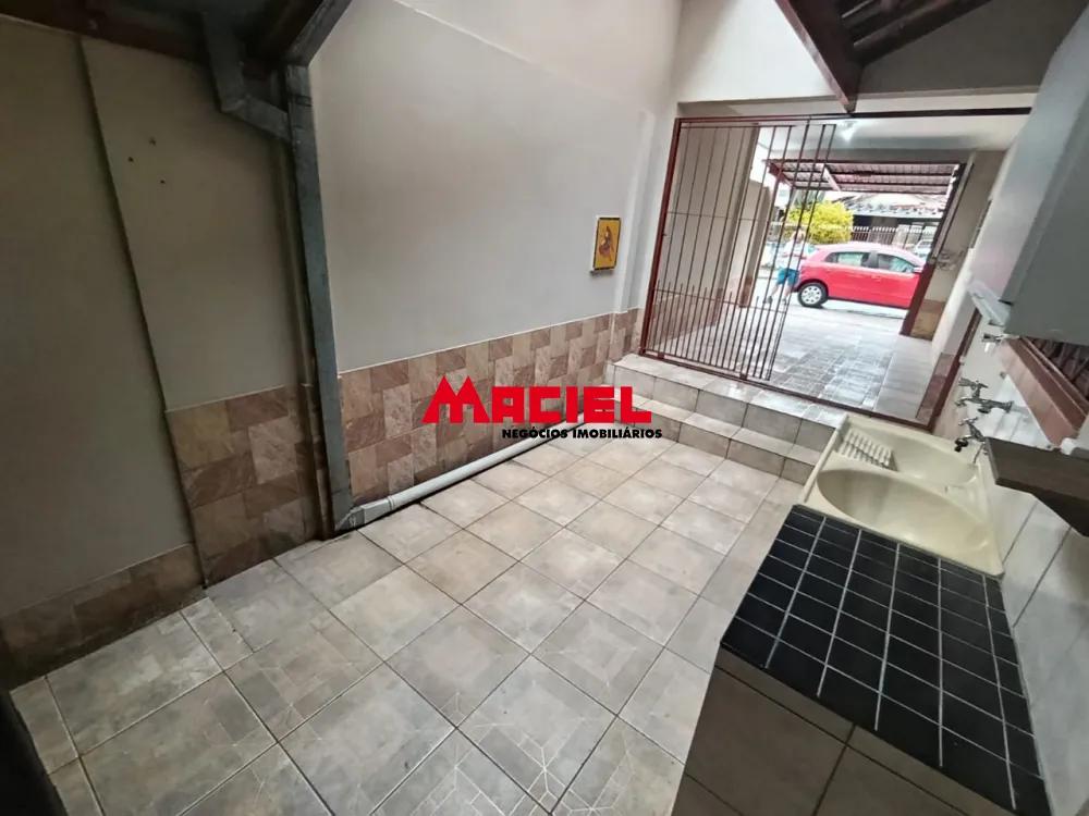 Alugar Casa / Sobrado em S&atilde;o Jos&eacute; dos Campos R$ 2.700,00 - Foto 12