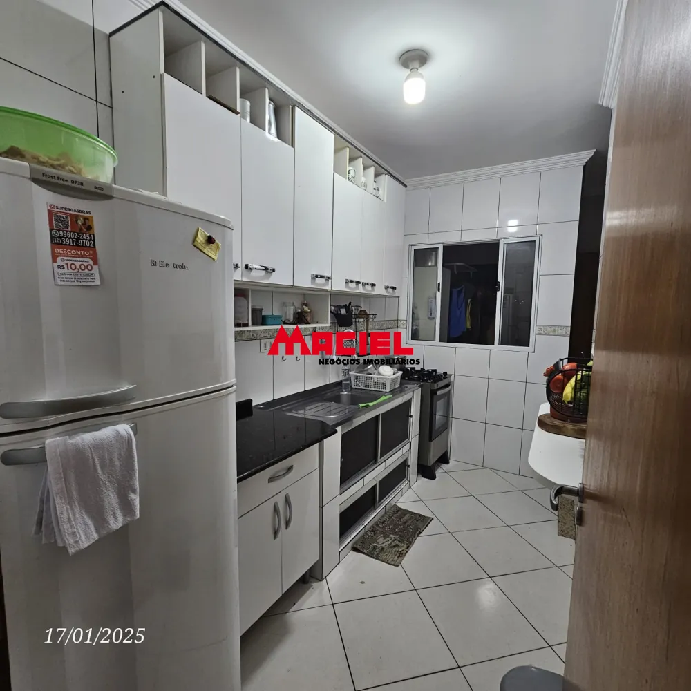 Comprar Casa / Padr&atilde;o em S&atilde;o Jos&eacute; dos Campos R$ 745.000,00 - Foto 11