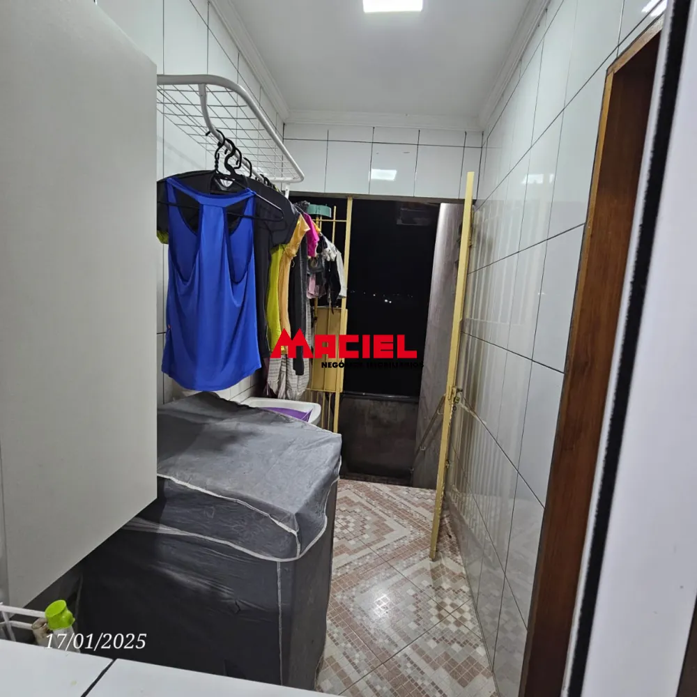 Comprar Casa / Padr&atilde;o em S&atilde;o Jos&eacute; dos Campos R$ 745.000,00 - Foto 12