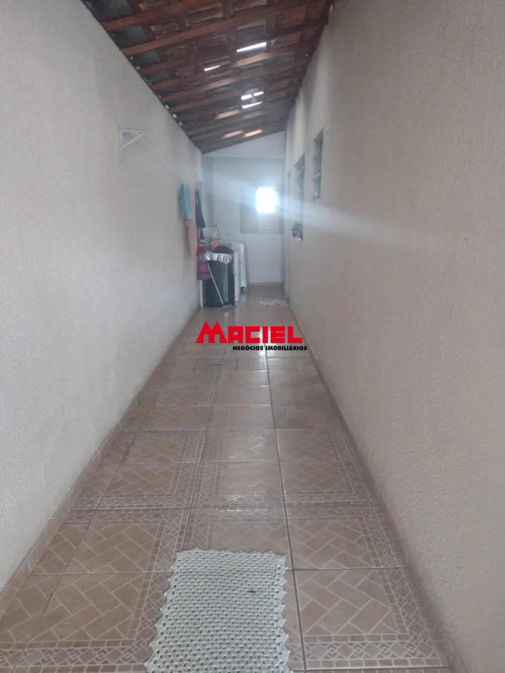 Alugar Casa / Padr&atilde;o em S&atilde;o Jos&eacute; dos Campos R$ 1.400,00 - Foto 9
