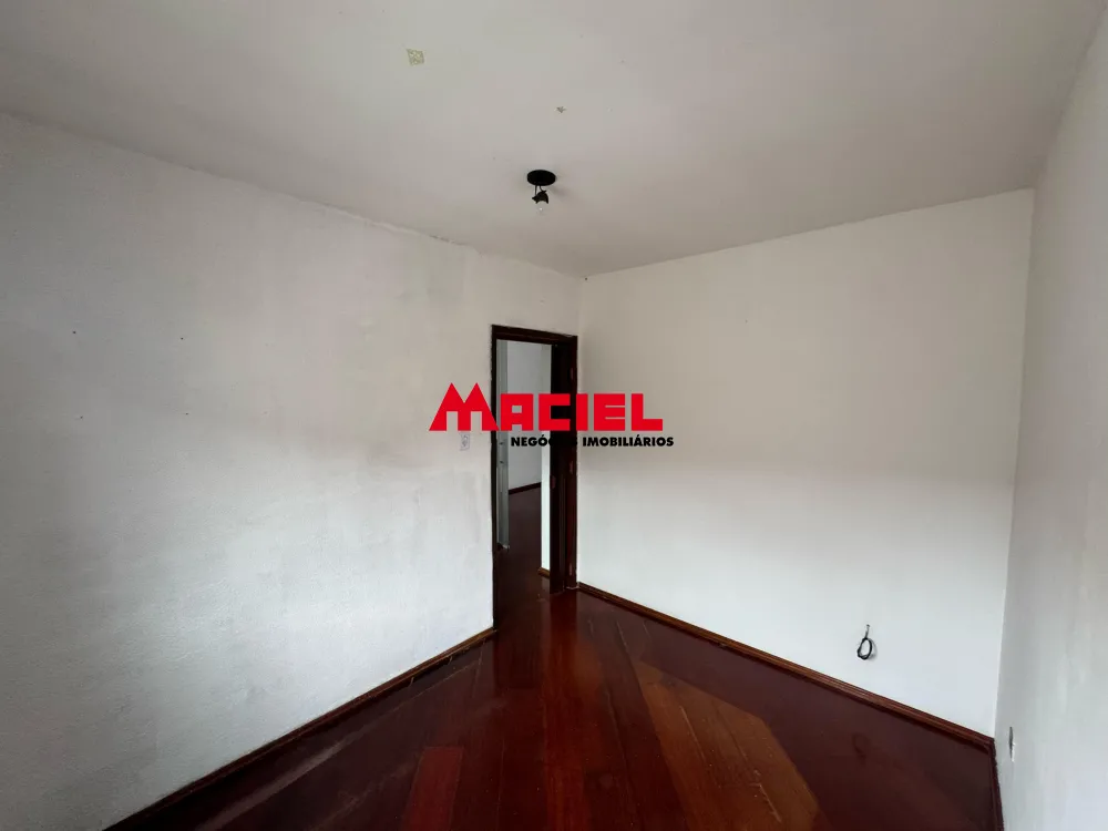 Comprar Apartamento / Padr&atilde;o em S&atilde;o Jos&eacute; dos Campos R$ 290.000,00 - Foto 3