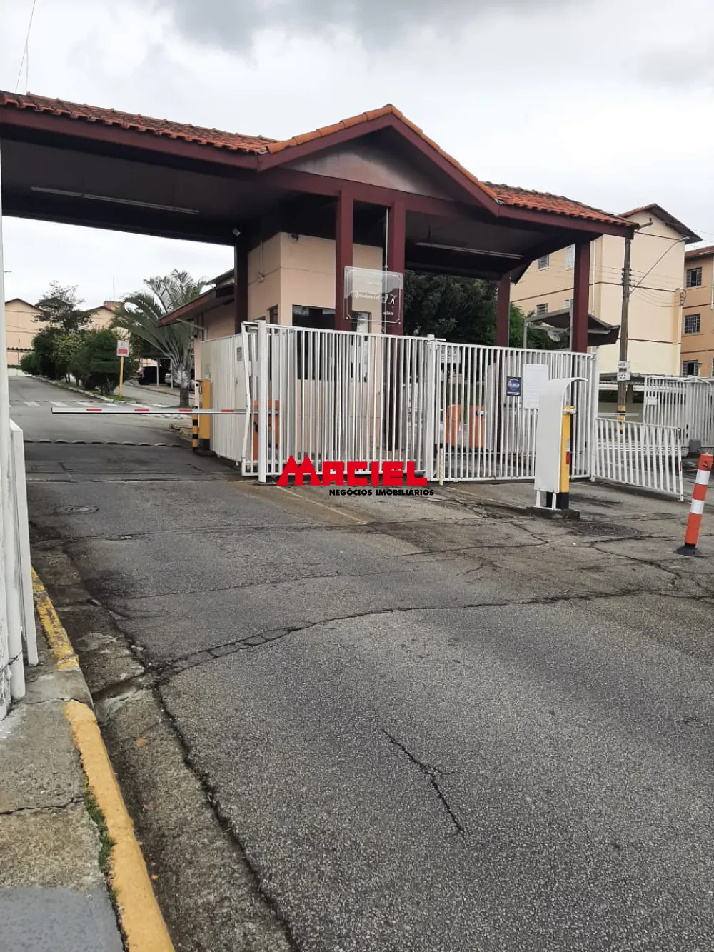 Comprar Apartamento / Padr&atilde;o em S&atilde;o Jos&eacute; dos Campos R$ 265.000,00 - Foto 1