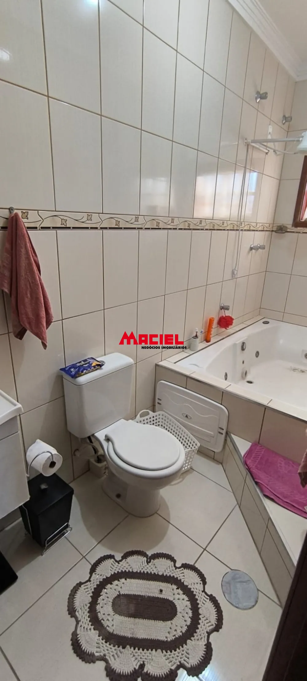 Comprar Casa / Sobrado em S&atilde;o Jos&eacute; dos Campos R$ 1.300.000,00 - Foto 26