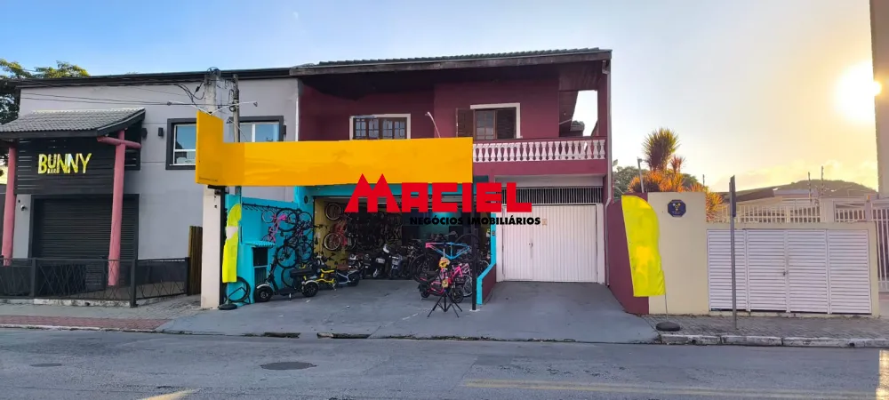 Comprar Casa / Sobrado em S&atilde;o Jos&eacute; dos Campos R$ 1.300.000,00 - Foto 2