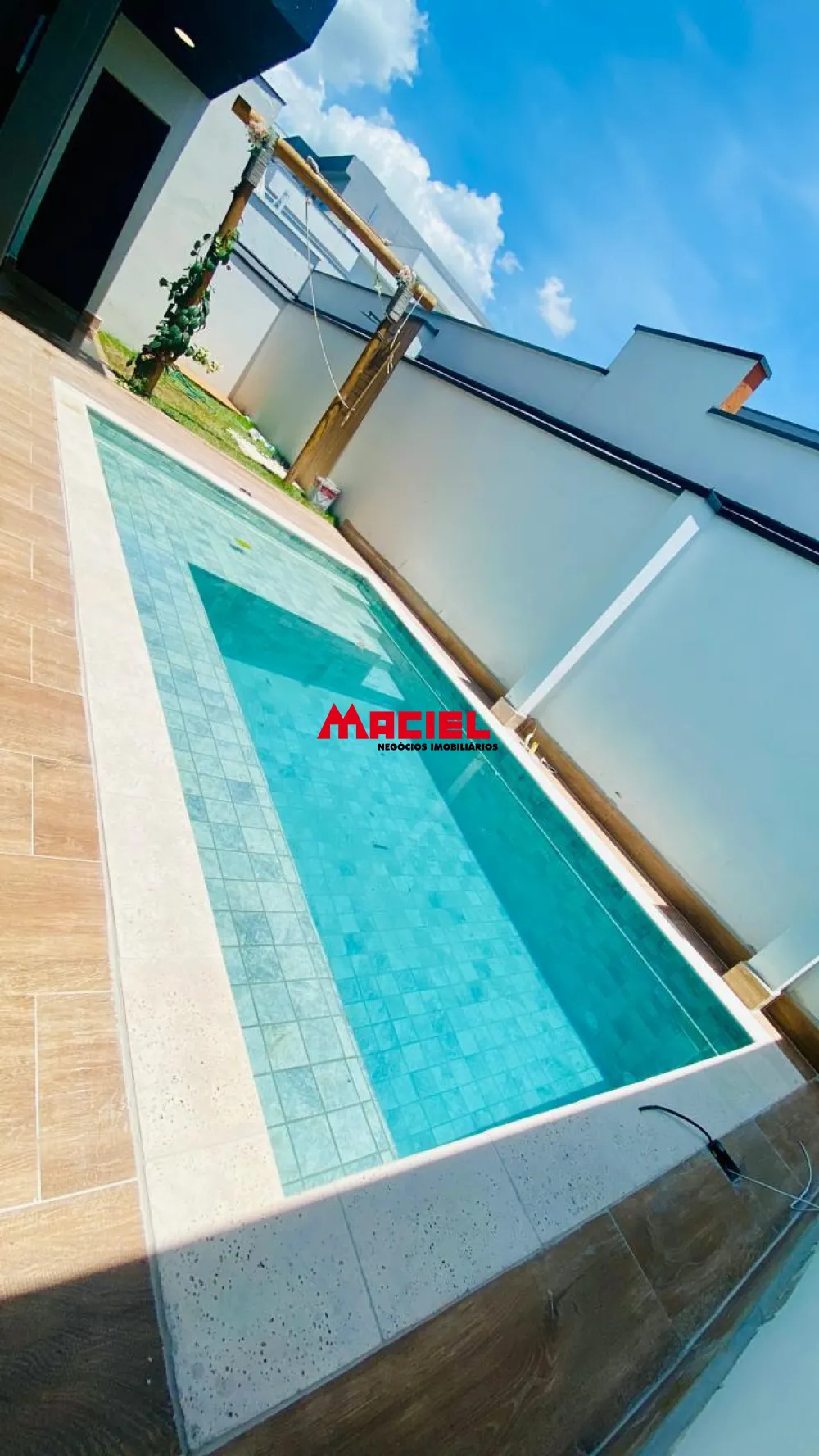 Alugar Casa / Condom&iacute;nio em Ca&ccedil;apava R$ 8.200,00 - Foto 7