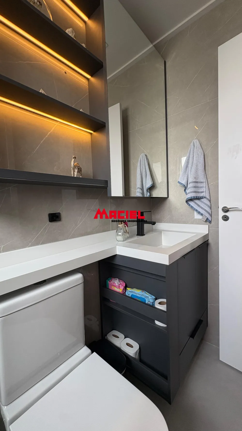 Comprar Apartamento / Padr&atilde;o em Jacare&iacute; R$ 550.000,00 - Foto 11