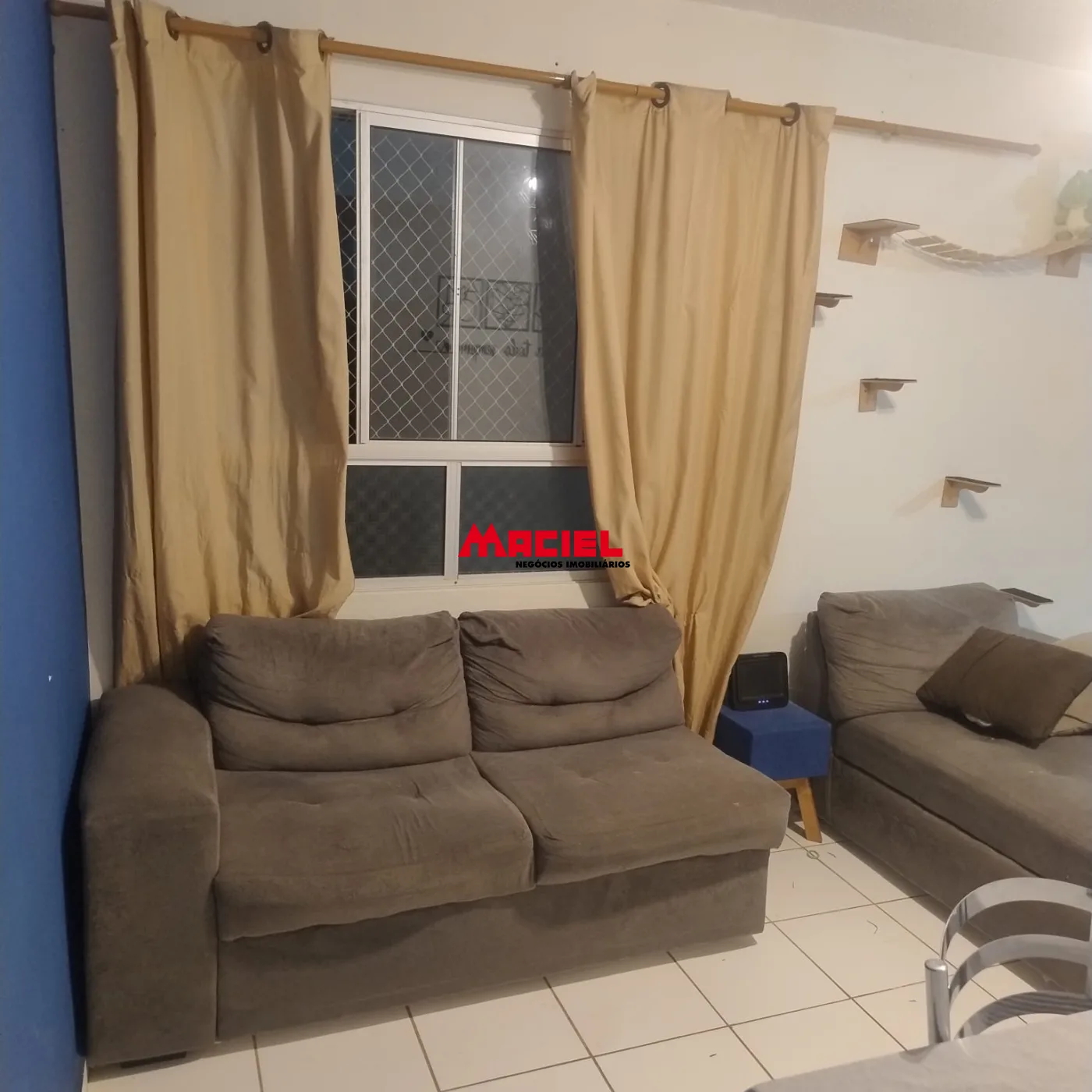 Alugar Apartamento / Padr&atilde;o em S&atilde;o Jos&eacute; dos Campos R$ 1.100,00 - Foto 2
