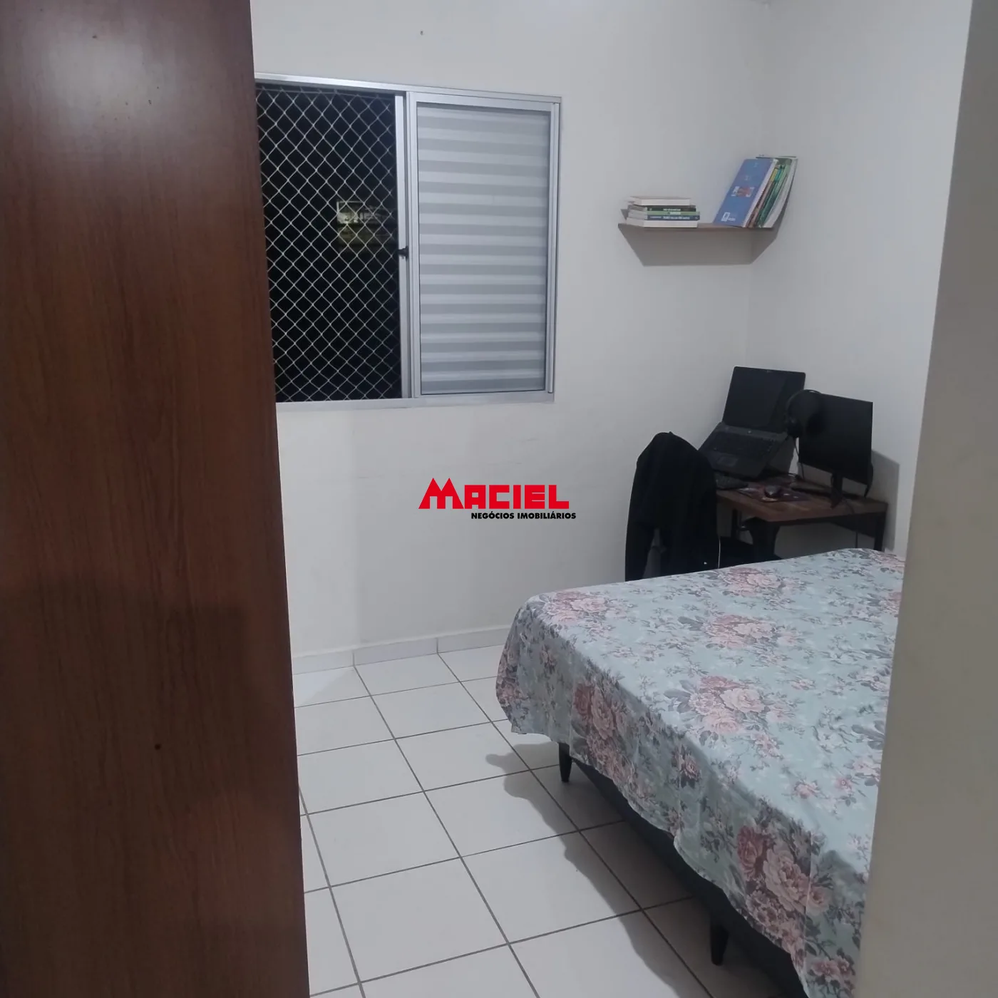 Alugar Apartamento / Padr&atilde;o em S&atilde;o Jos&eacute; dos Campos R$ 1.100,00 - Foto 7