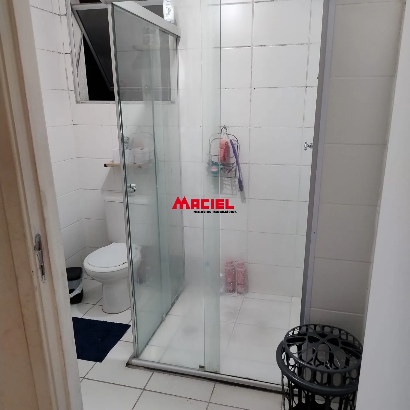 Alugar Apartamento / Padr&atilde;o em S&atilde;o Jos&eacute; dos Campos R$ 1.100,00 - Foto 9