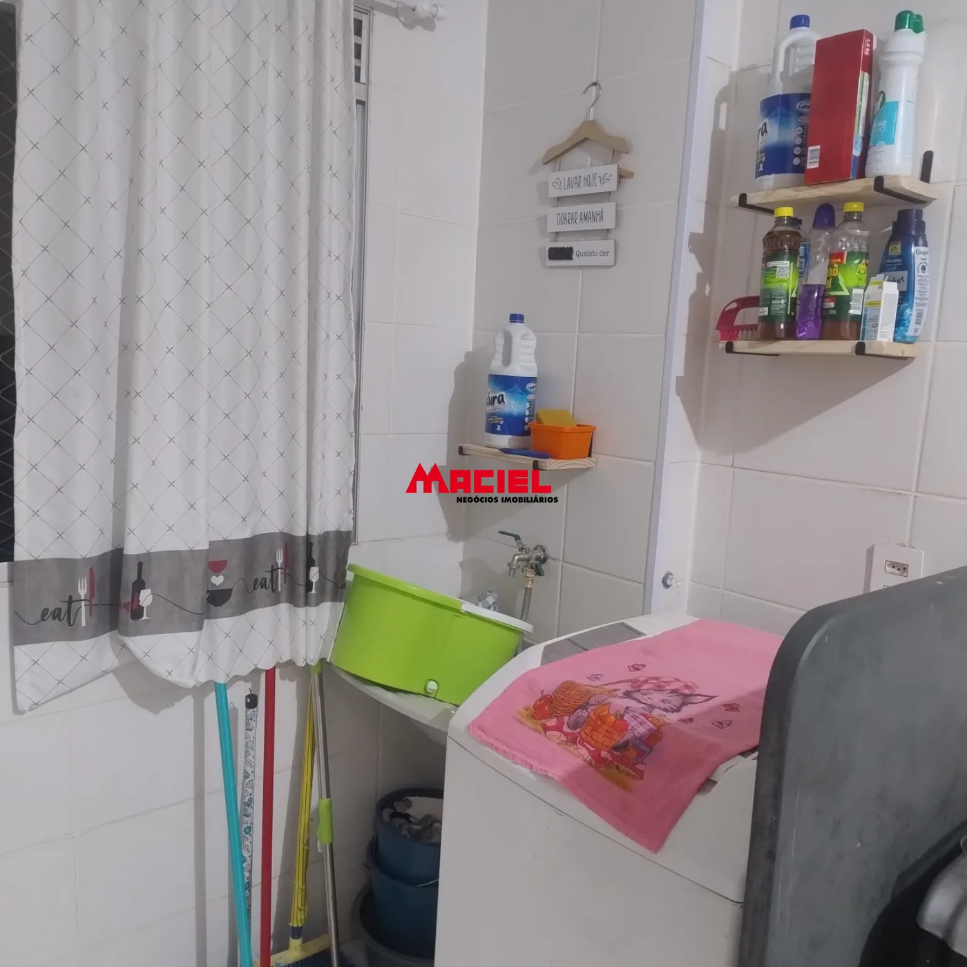 Alugar Apartamento / Padr&atilde;o em S&atilde;o Jos&eacute; dos Campos R$ 1.100,00 - Foto 10