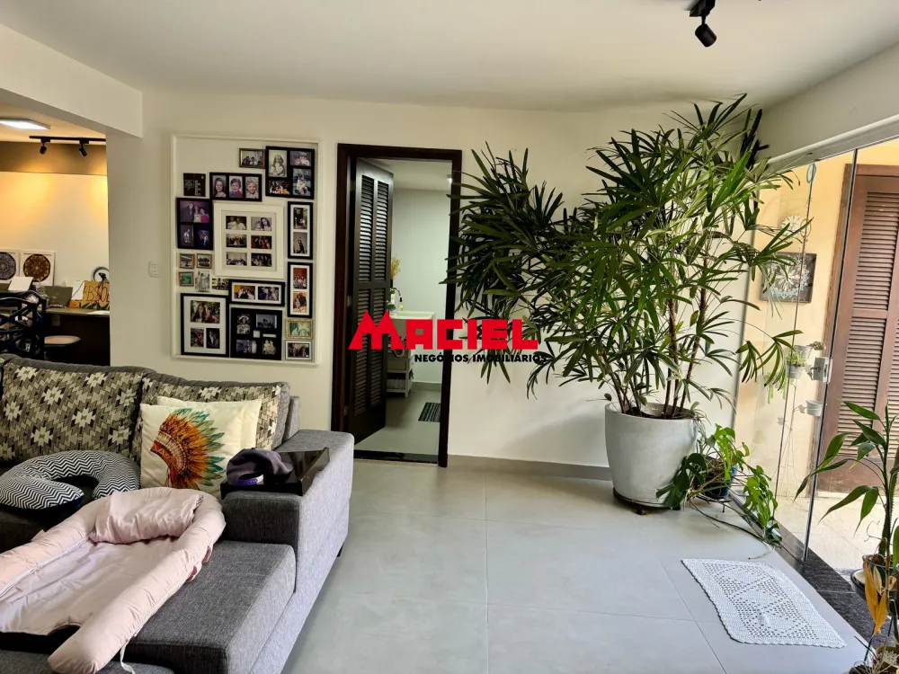 Comprar Casa / Sobrado em S&atilde;o Jos&eacute; dos Campos R$ 2.100.000,00 - Foto 16