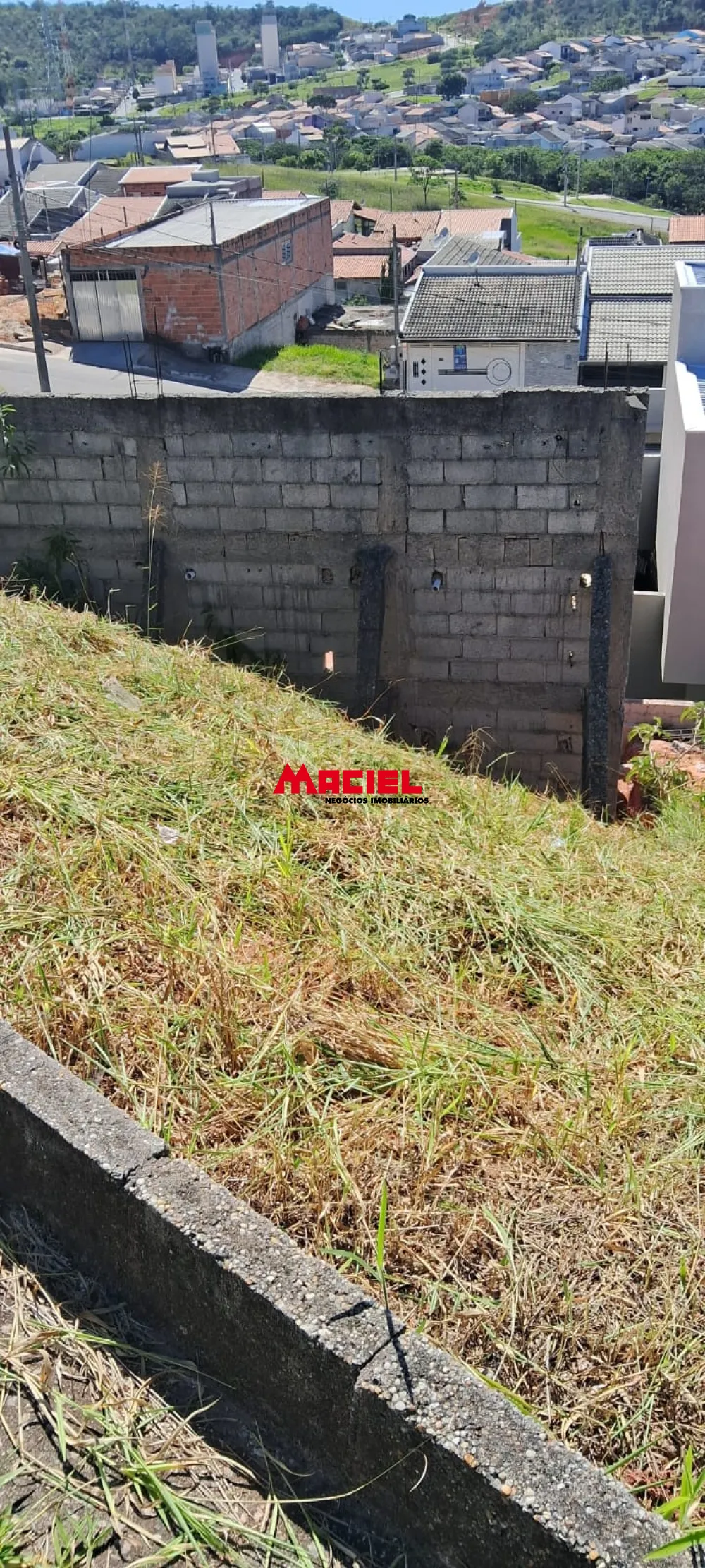Comprar Terreno / Padr&atilde;o em S&atilde;o Jos&eacute; dos Campos R$ 175.000,00 - Foto 4