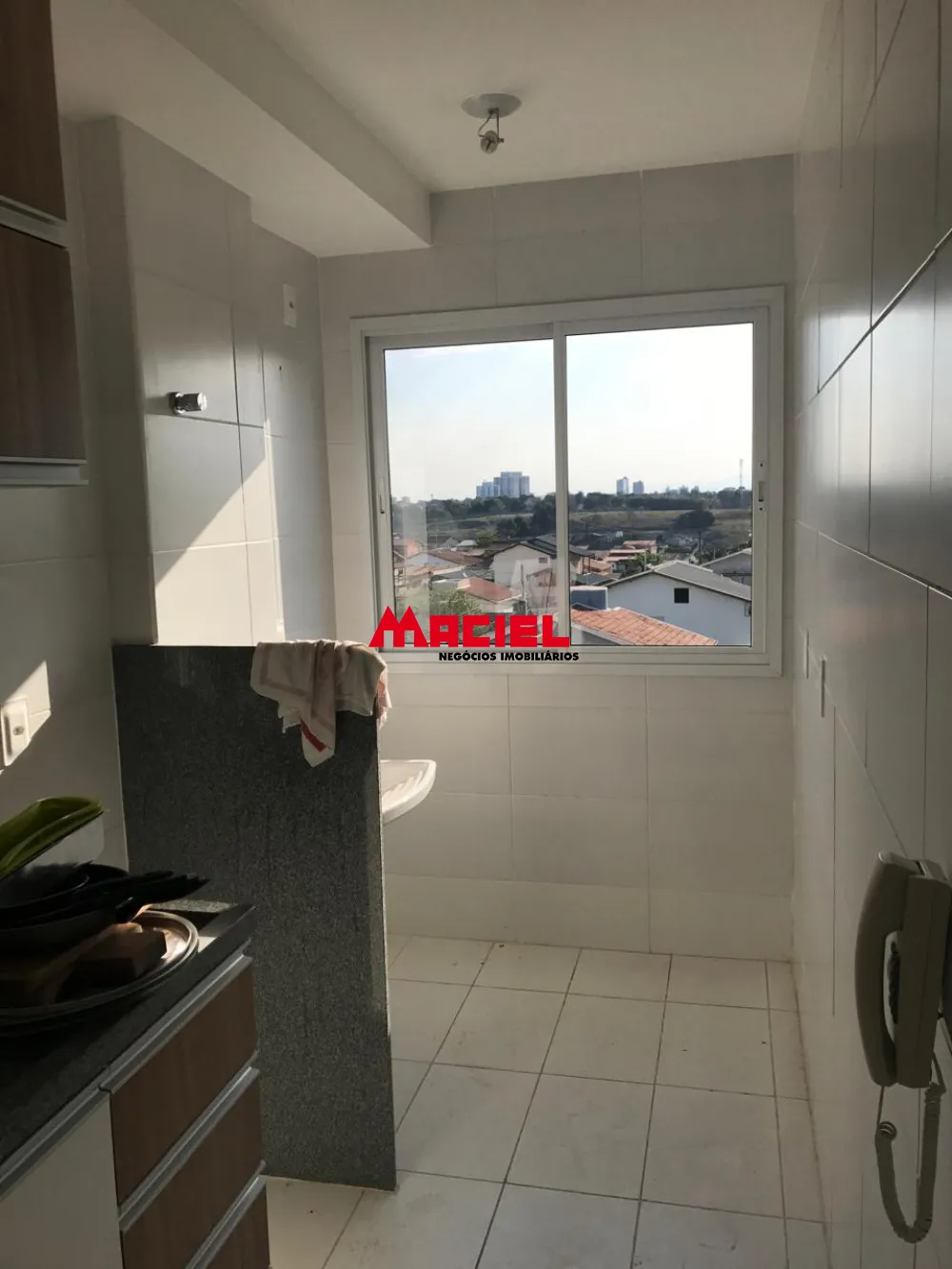 Comprar Apartamento / Padr&atilde;o em Pindamonhangaba R$ 245.000,00 - Foto 2