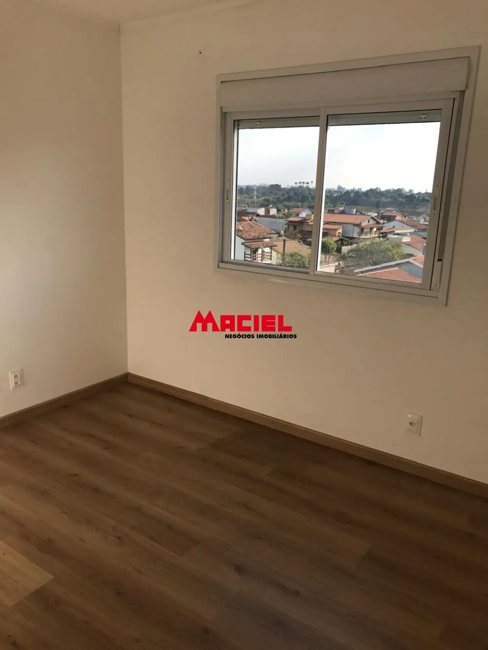 Comprar Apartamento / Padr&atilde;o em Pindamonhangaba R$ 245.000,00 - Foto 4