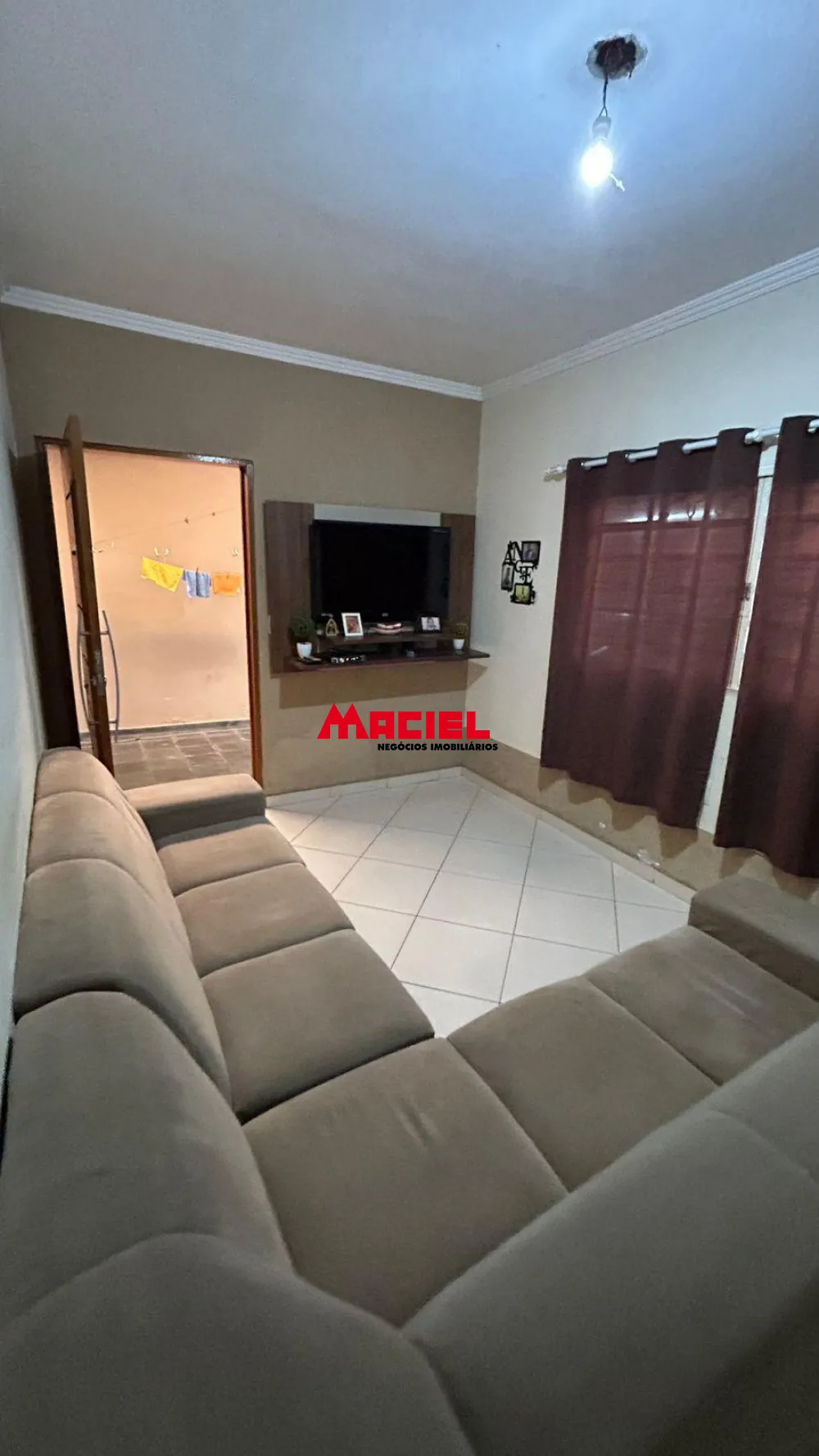 Comprar Casa / Padr&atilde;o em S&atilde;o Jos&eacute; dos Campos R$ 415.000,00 - Foto 2