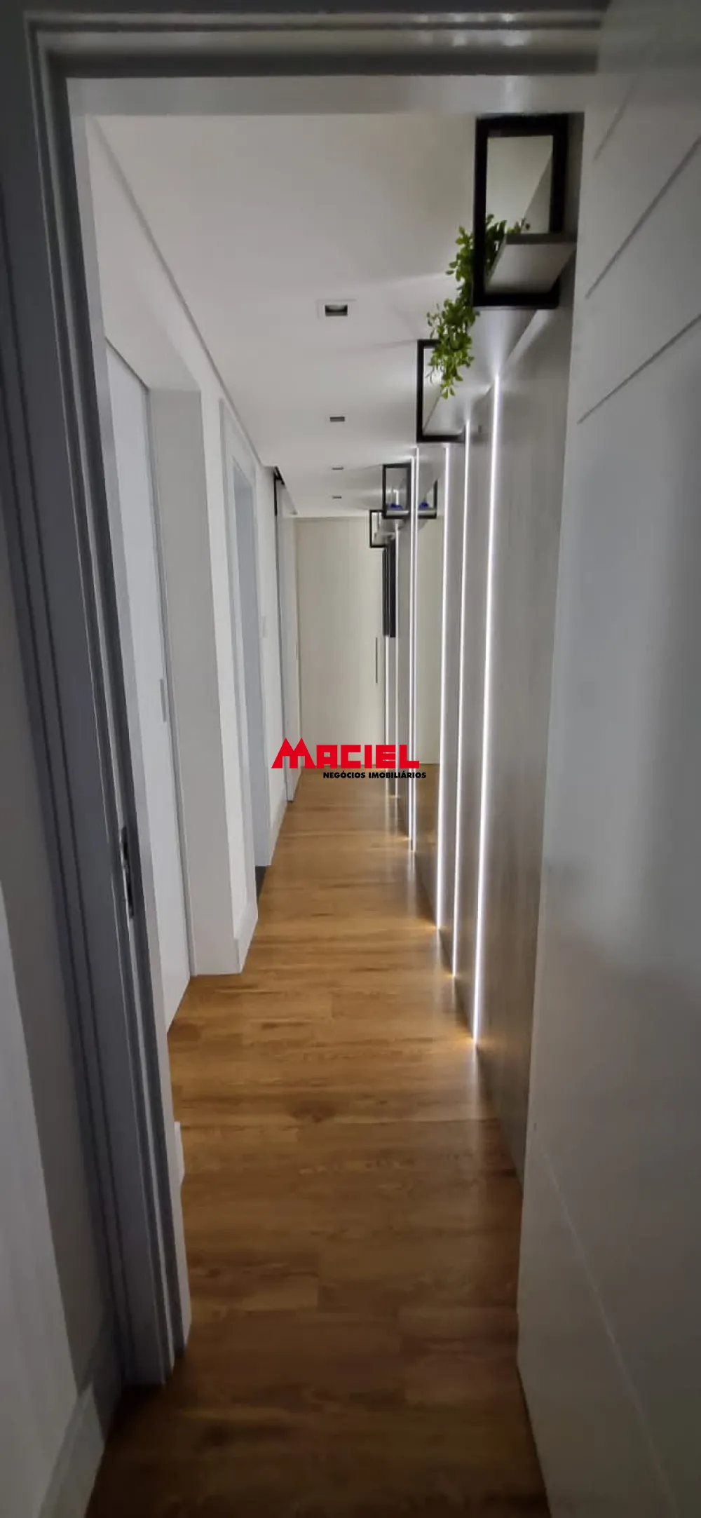 Comprar Apartamento / Padr&atilde;o em S&atilde;o Jos&eacute; dos Campos R$ 354.000,00 - Foto 3