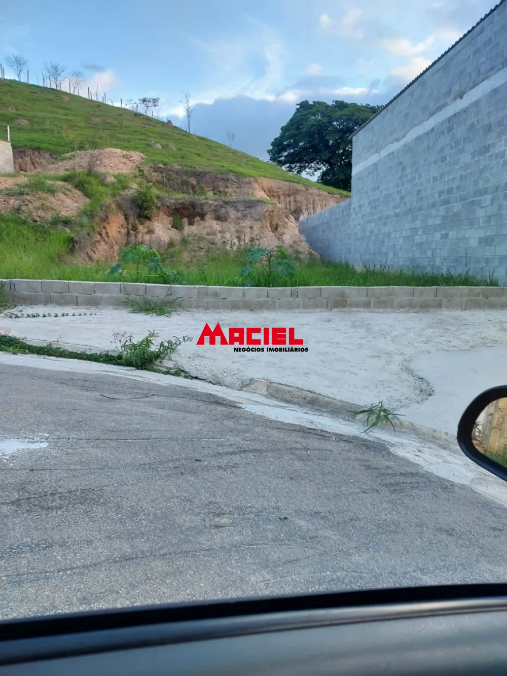 Comprar Terreno / Padr&atilde;o em Jacare&iacute; R$ 140.000,00 - Foto 3