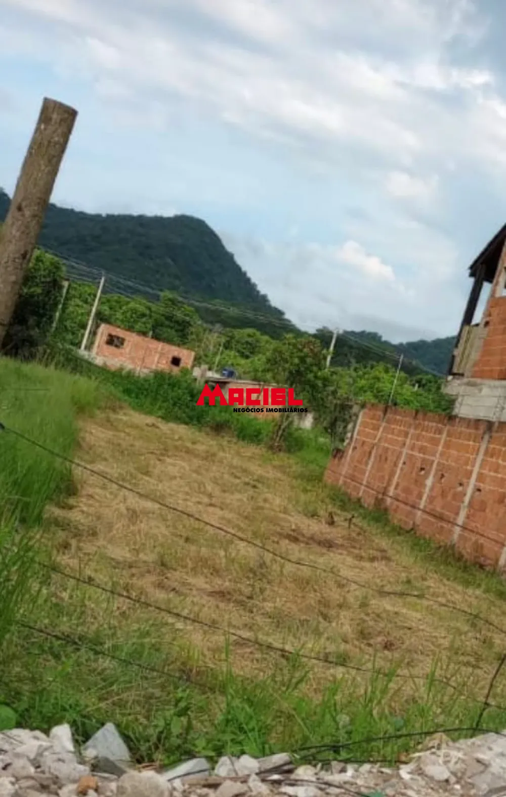 Comprar Terreno / &Aacute;rea em Caraguatatuba R$ 110.000,00 - Foto 1
