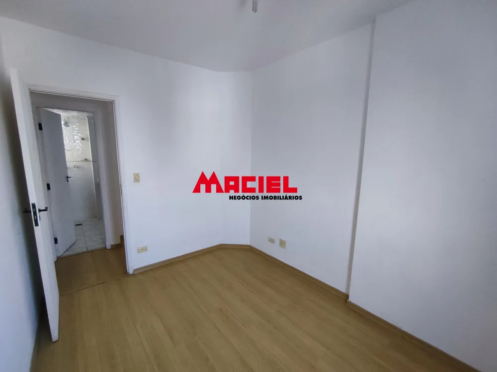 Alugar Apartamento / Padr&atilde;o em S&atilde;o Jos&eacute; dos Campos R$ 2.500,00 - Foto 5
