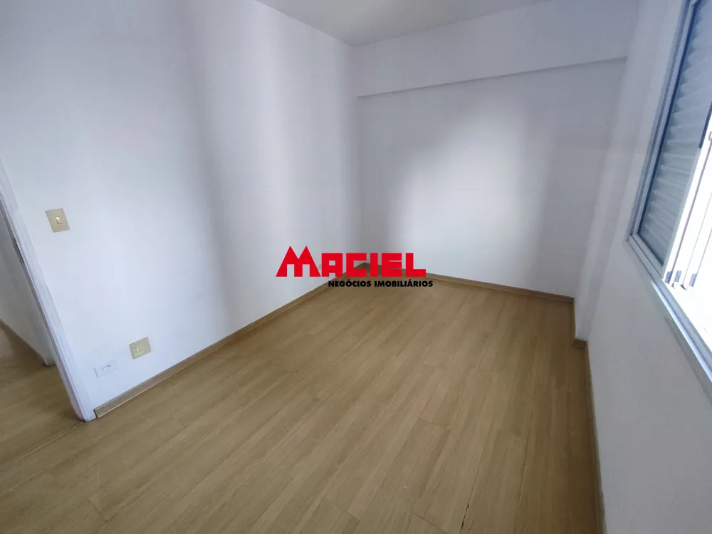 Alugar Apartamento / Padr&atilde;o em S&atilde;o Jos&eacute; dos Campos R$ 2.500,00 - Foto 8