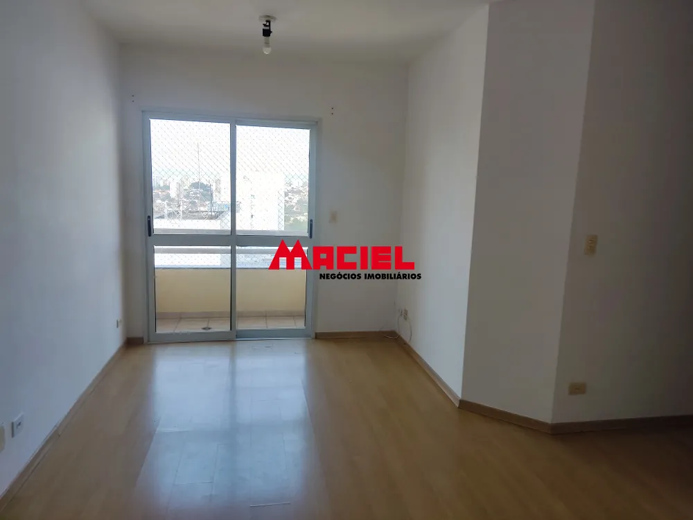 Alugar Apartamento / Padr&atilde;o em S&atilde;o Jos&eacute; dos Campos R$ 2.500,00 - Foto 2
