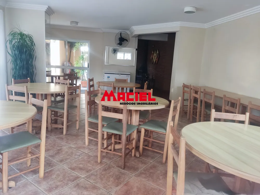 Alugar Apartamento / Padr&atilde;o em S&atilde;o Jos&eacute; dos Campos R$ 2.500,00 - Foto 11